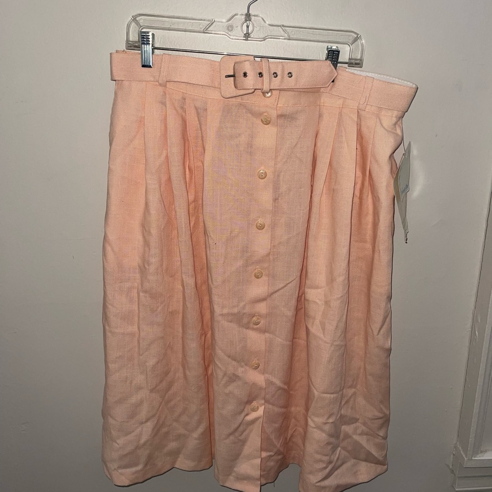 NWT Vintage Peach Colored Button-Down Midi Skirt w/ Belt by Distinctly Different